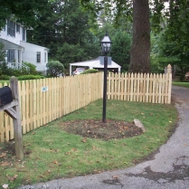 Gothic-Wood-Picket-Fence